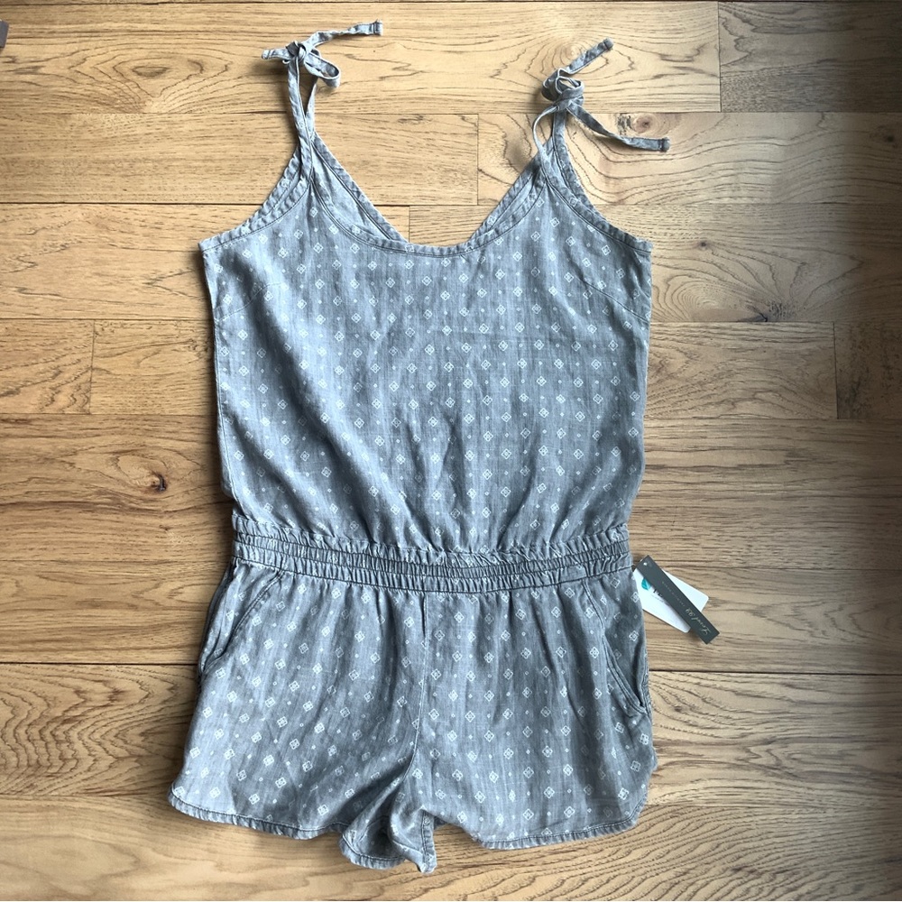 Anthropologie Level 99 Cassie Chambray Romper Gray Printed Denim Size Medium - Picture 4 of 10